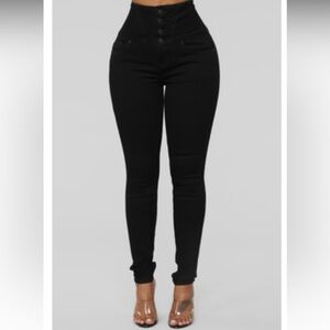 Fashion Nova “Eyes On Your Skinny Jeans”